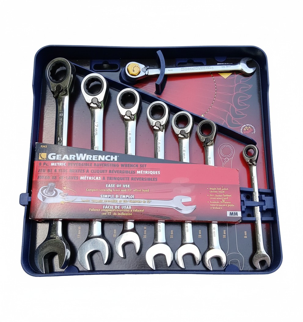 8-Piece Metric Reversible Combination Ratcheting Wrench Set [SAE] PART #82320