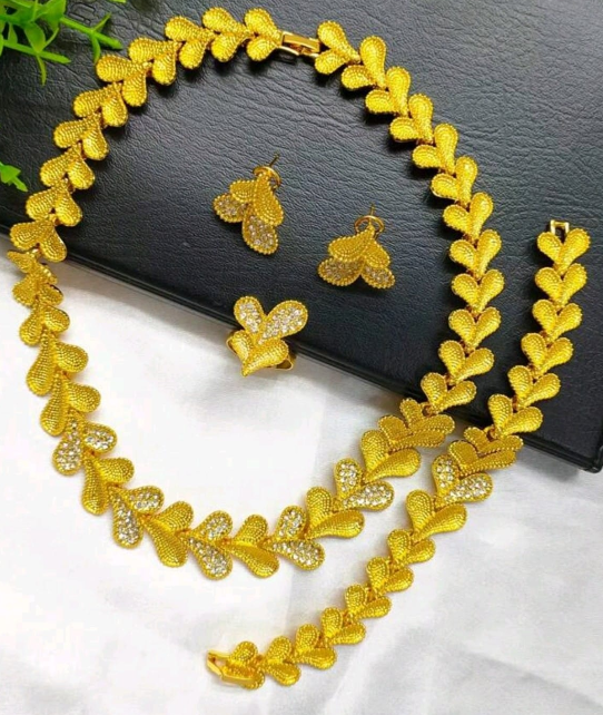 Yellow Gold-Plated Textured Leaf Jewelry Set