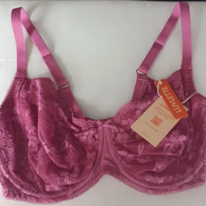 Unlined and Soft Support 40DDD