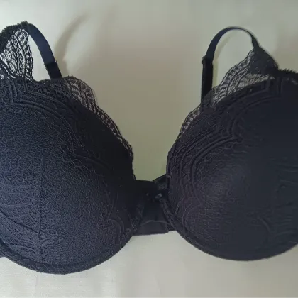 Essentials - push up bra 38C