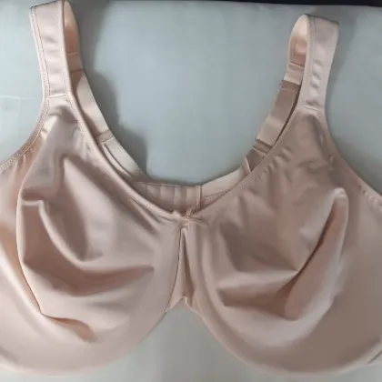 Full Coverage and natural lift 46DD