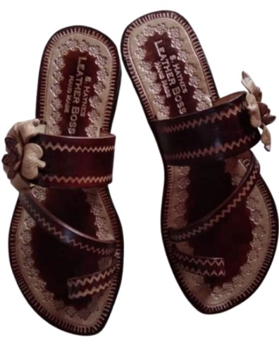 The Heritage Classic Handcrafted Slipper (size 5)