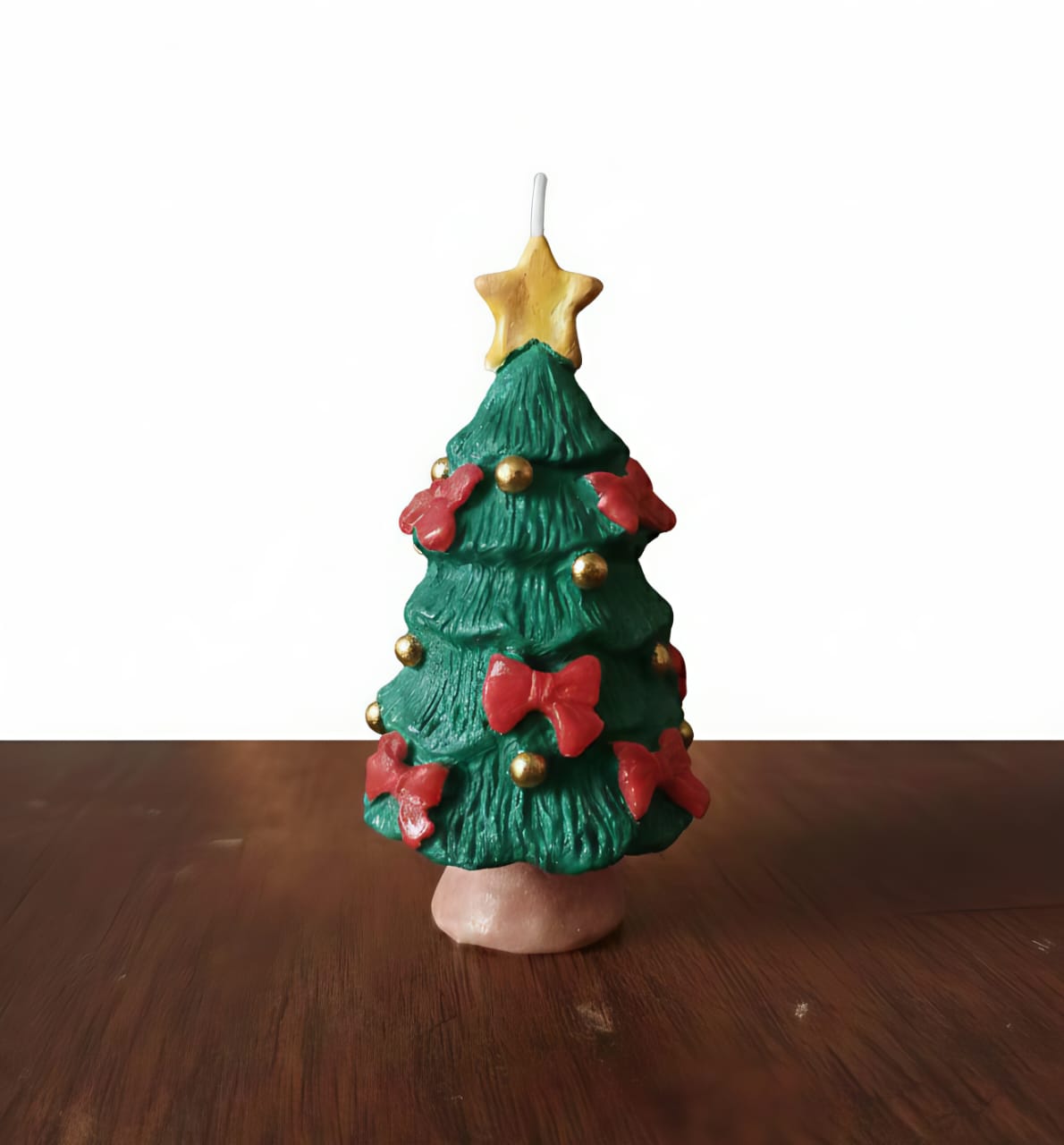 Christmas tree scented candle