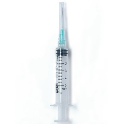 Syringes with needles 5ml